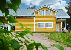 Коттедж на 12 человек