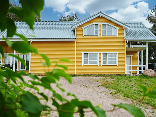 Коттедж на 12 человек